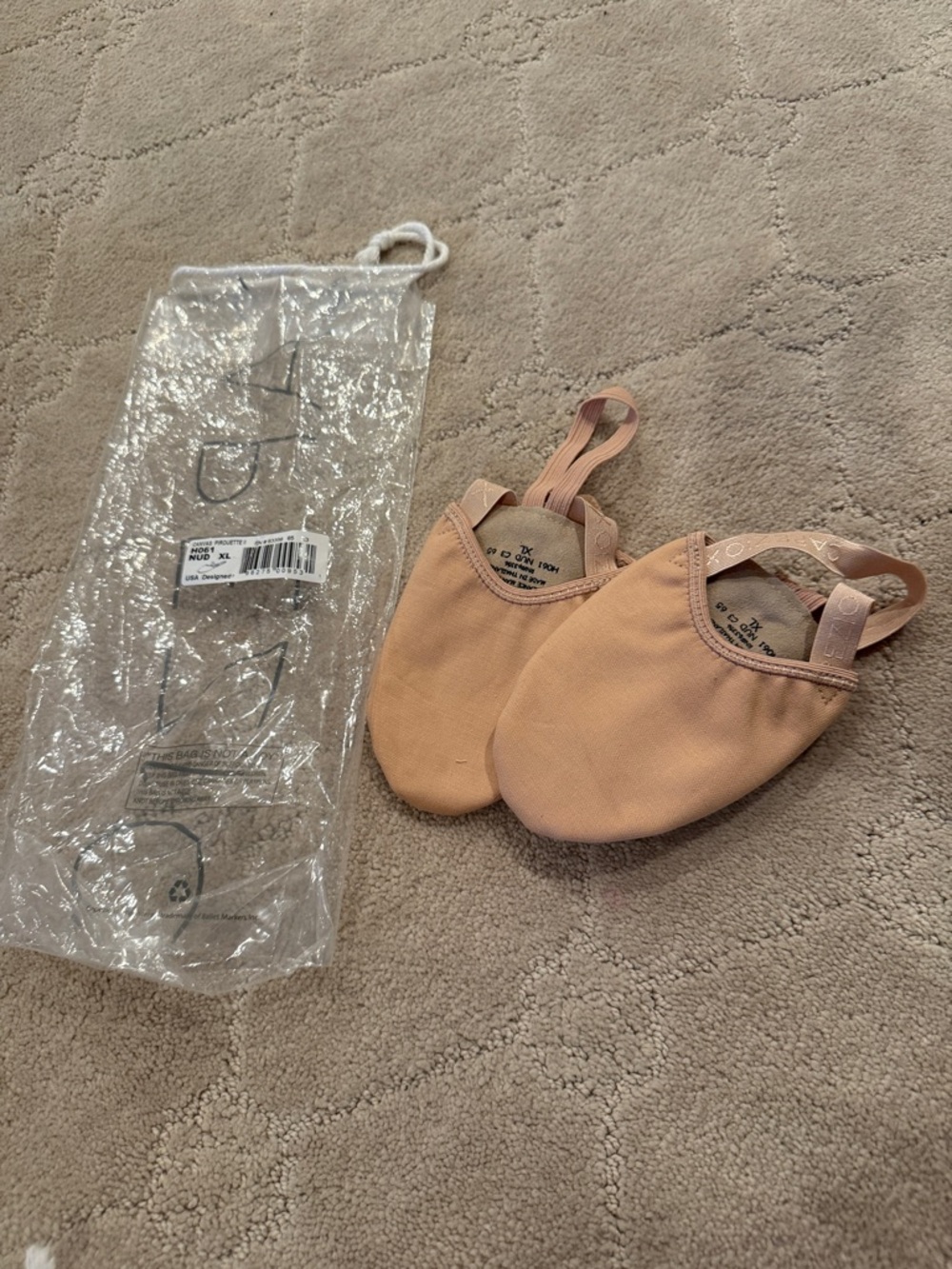 Capezio Canvas Pirouette 2 Half Shoe Ballet Jazz Slippers - Nude XL